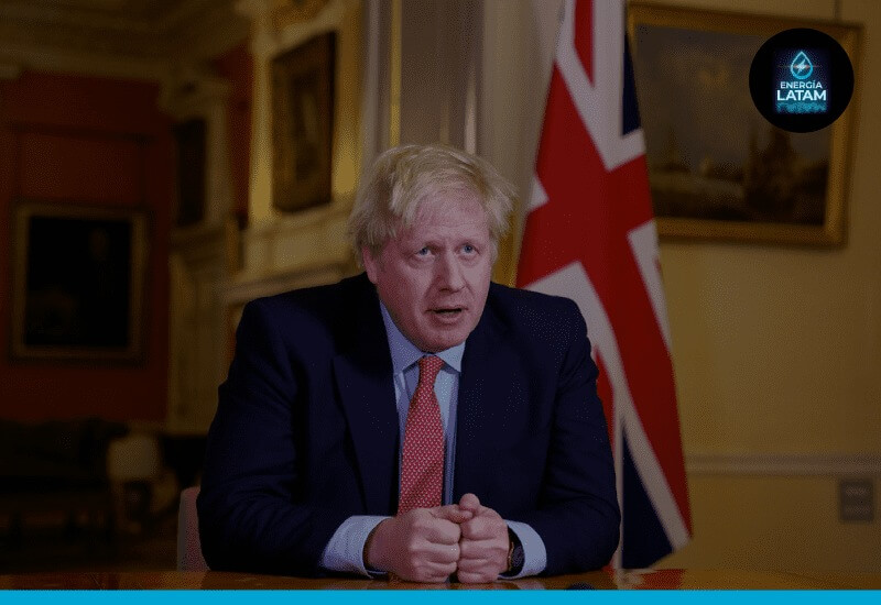 Boris Johnson insta a que se dejen de consumir hidrocarburos rusos